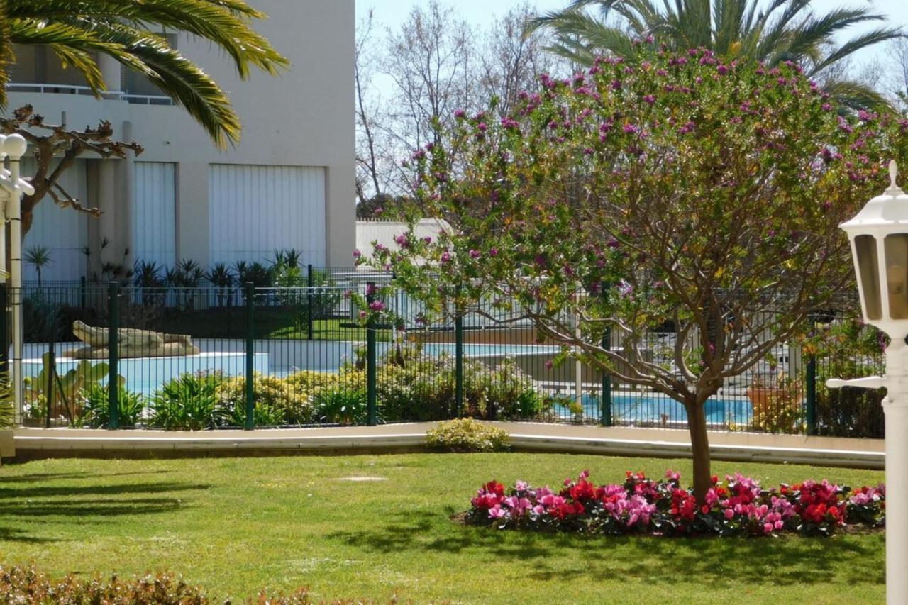 "T2 "Antibes Les Pins 3" Air Conditionned Sea View With Parking And Pool" Apartment Ngoại thất bức ảnh