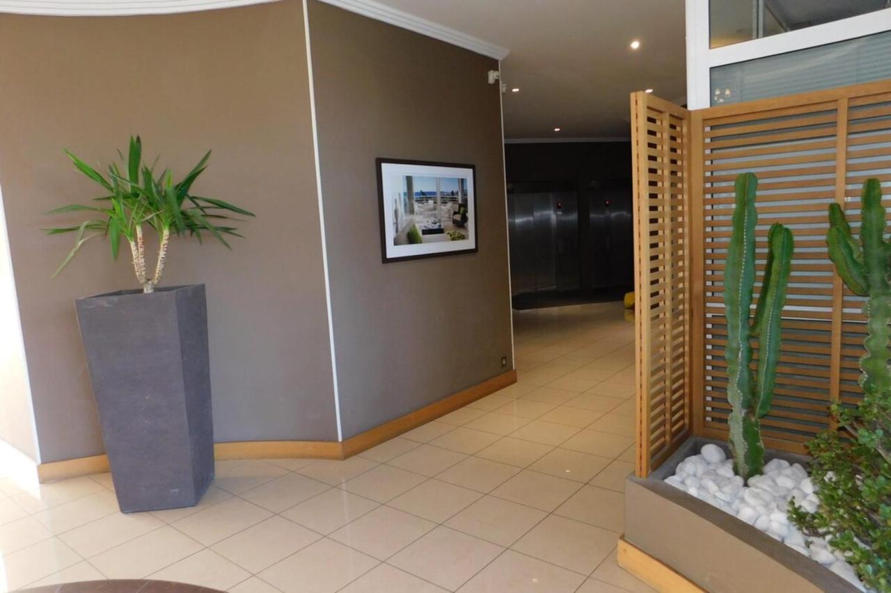 "T2 "Antibes Les Pins 3" Air Conditionned Sea View With Parking And Pool" Apartment Ngoại thất bức ảnh